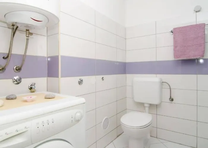 Mia - Two-bedroom With Balcony And Sea View Apartament