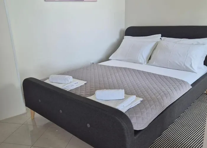 Mia - Two-bedroom With Balcony And Sea View * Dubrownik