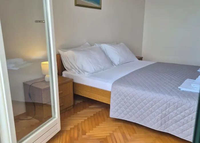 Mia - Two-bedroom With Balcony And Sea View Apartament Dubrownik